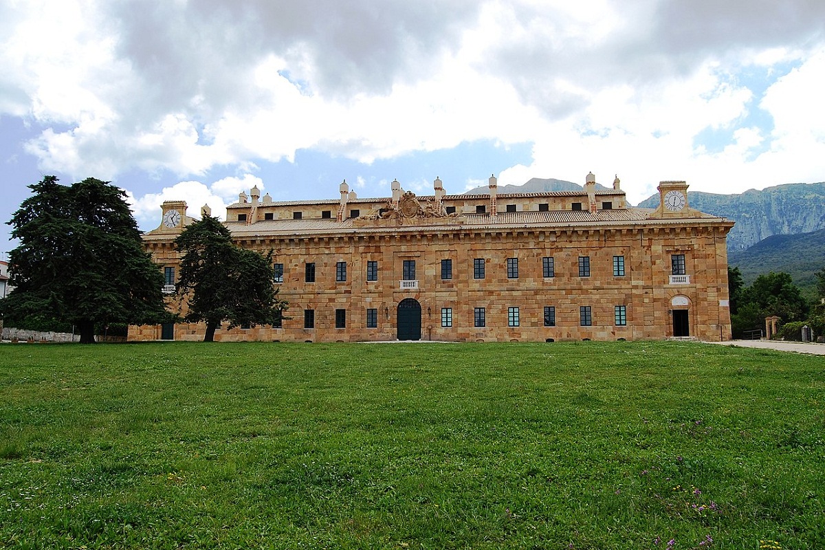Giornata Internazionale del Picnic: 10 luoghi da Nord a Sud 11 Bosco Ficuzza, Sicilia, casolare antico immerso nel verde