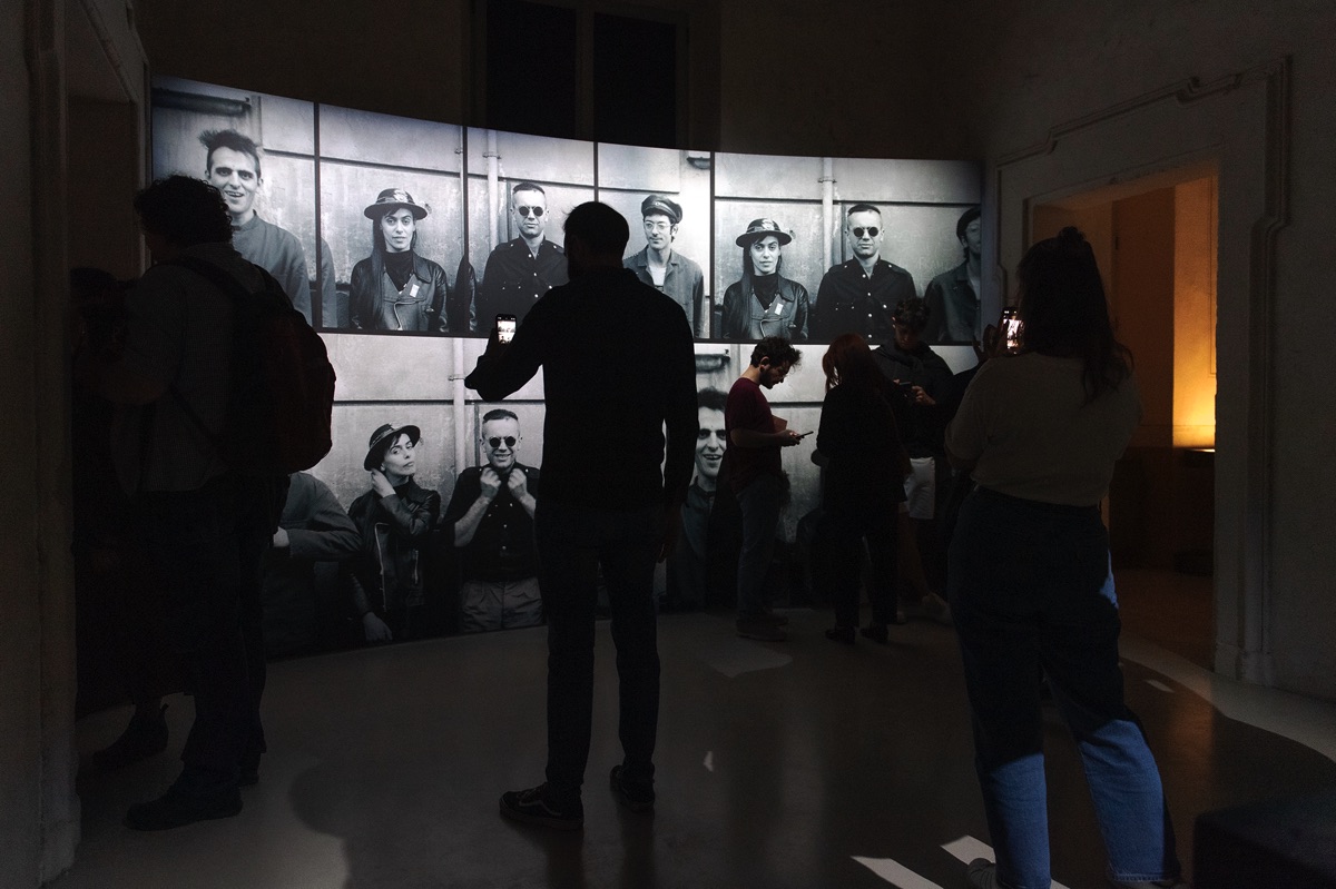 CCCP: la storia del punk filosovietico a Reggio Emilia 7 Allestimento Felicitazioni! CCCP Fedeli alla linea1984-2024 Chiostri di San Pietro ph Michele Lapini