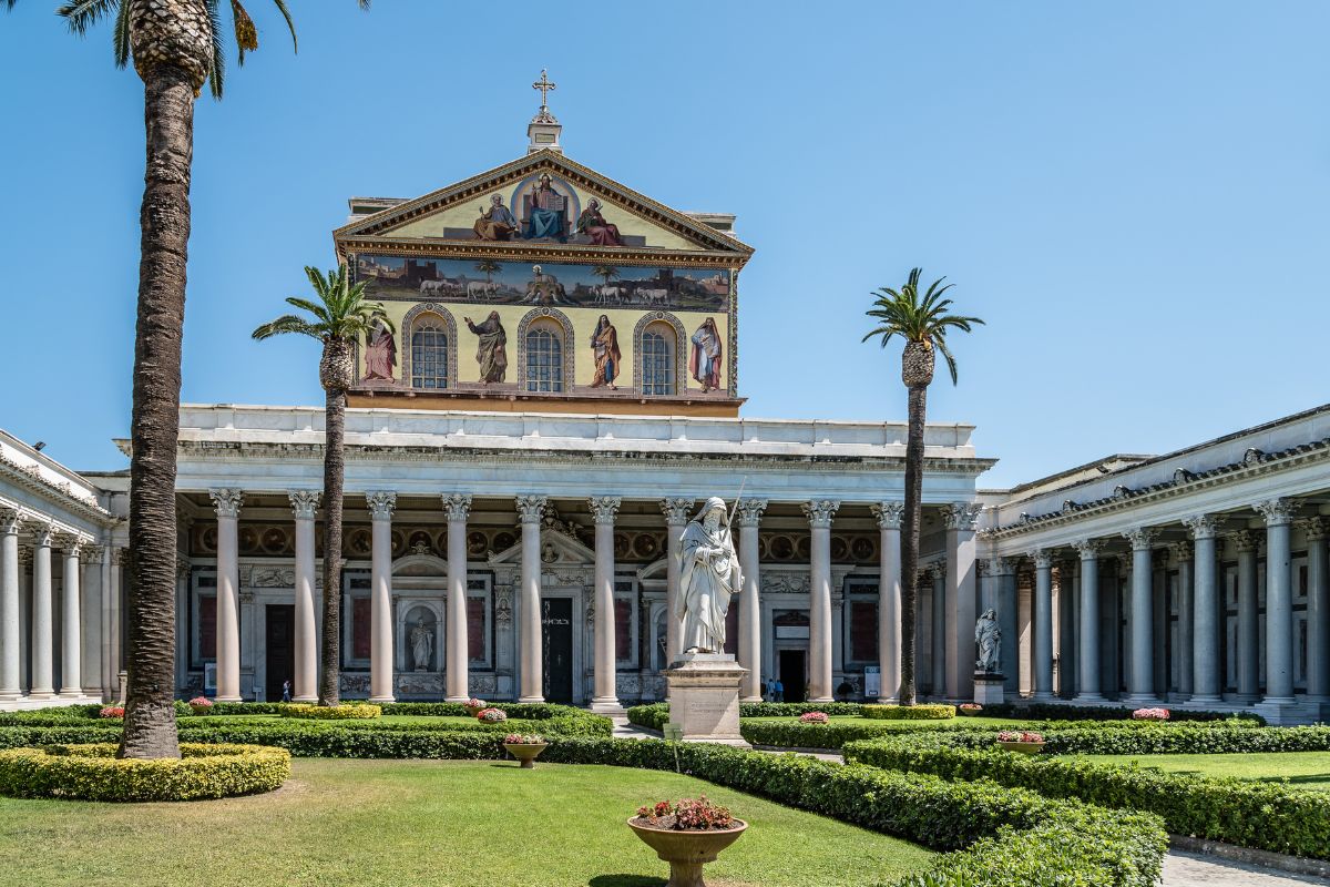 Le basiliche romane, veduta della Basilica di San Paolo fuori le mura 