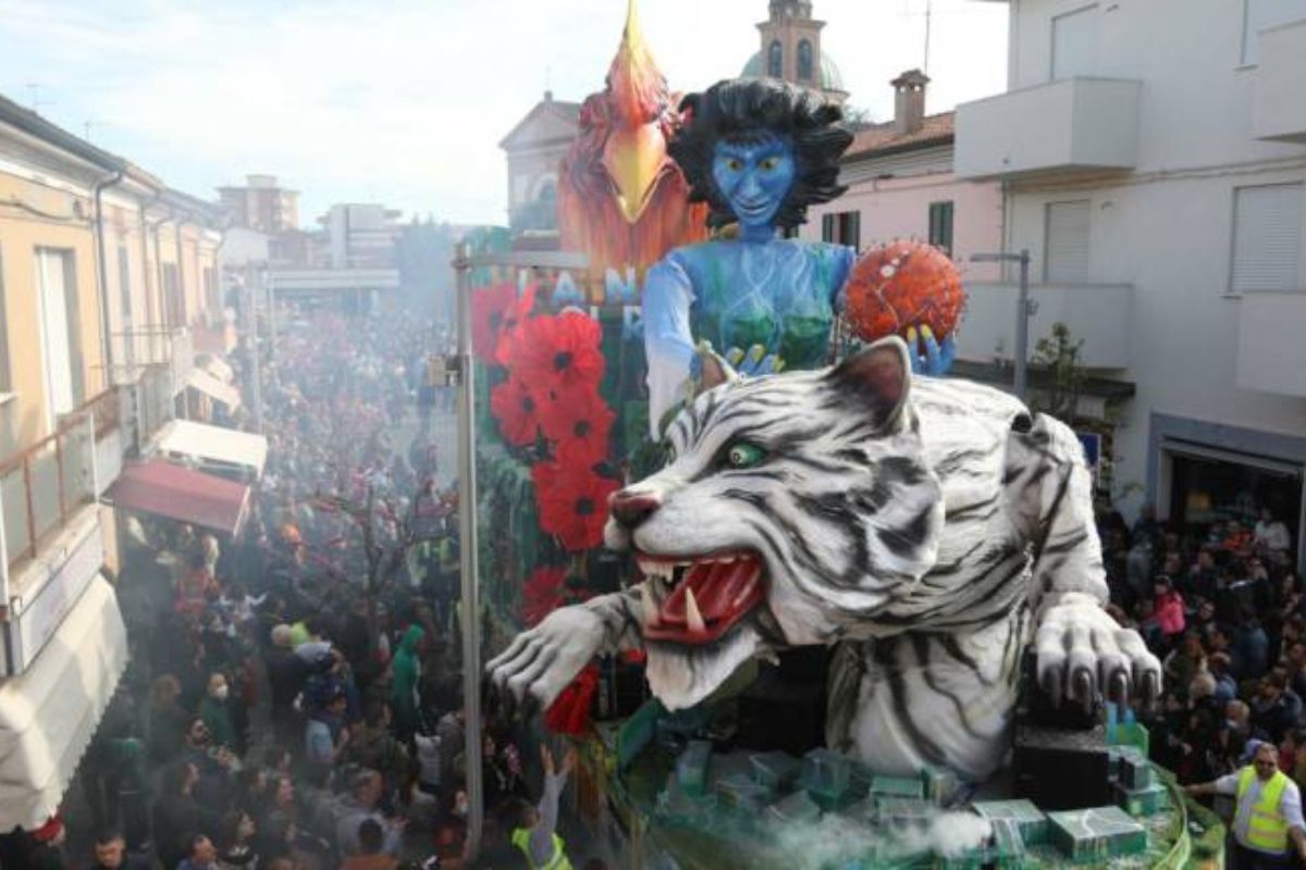 Carnevali più famosi d’Italia - Carri al Carnevale di Gambettola 