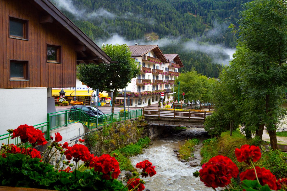 10 località imperdibili per la Giornata Mondiale della Montagna in Italia 7 Giornata mondiale della montagna, Canazei