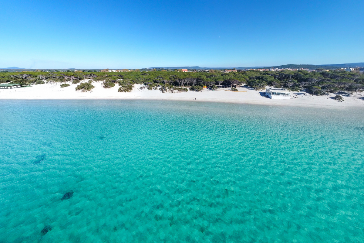 Spiagge d'Italia baby friendly - La spiaggia di Alghero, Sardegna