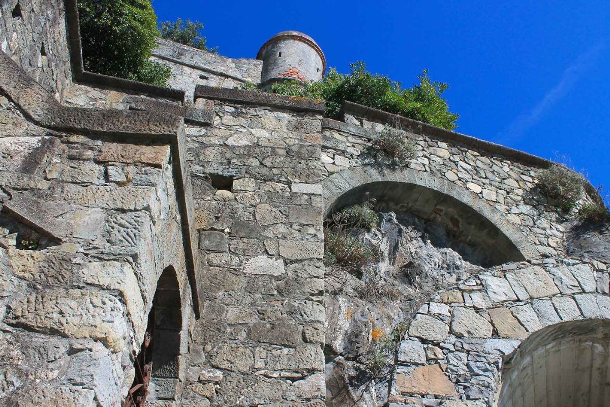 Torre di Villafranca in Liguria