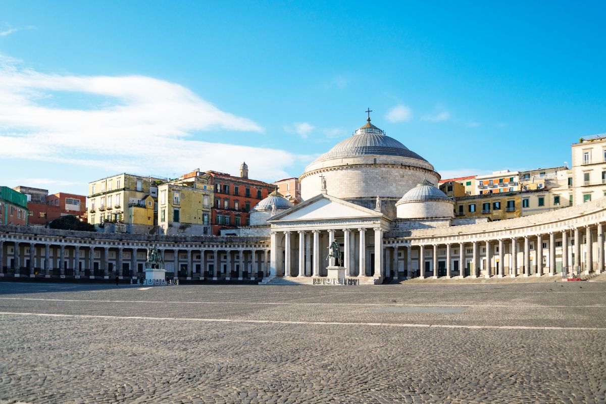 Unesco, centro storico Napoli - Piazza del Plebiscito 