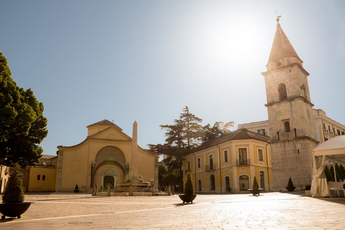 Unesco, siti materiali- I Longobardi in Italia. I luoghi del Potere - Veduta esterna della Chiesa di Santa Sofia a Benevento